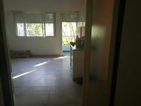 Depto Tipo Casa 3 ambientes con 1 baño