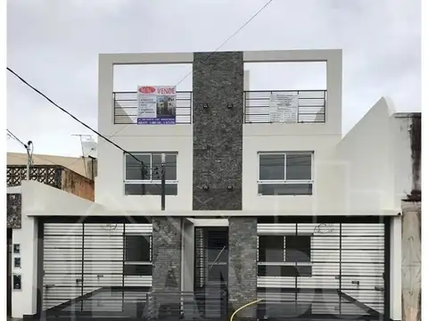 DEPARTAMENTO 2 AMBIENTES GRANDES PRIMERA CATEGORÍA