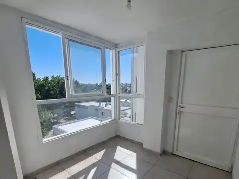 Avenida La Plata 1000