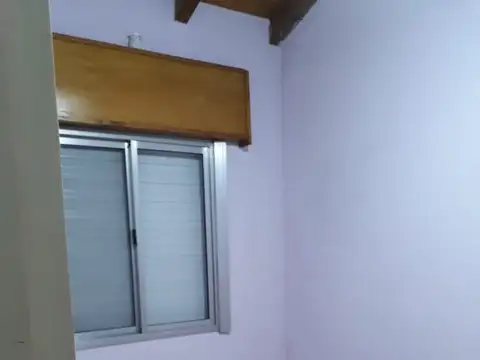 Casa en Venta en Ezpeleta Este, USD 65.000