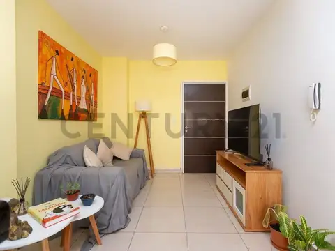 VENTA DEPARTAMENTO DOS AMBIENTES CON JARDIN - MONTE CASTRO