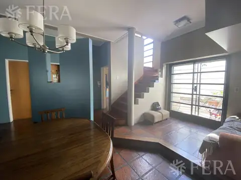 Casa 5 ambientes con 1 baño