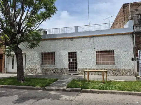 Venta de Casa 3 AMBIENTES en Caseros, Tres de Febrero