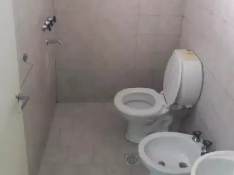 Depto Tipo Casa 2 ambientes con 1 baño