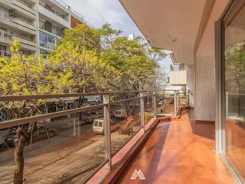 Departamento en Alquiler de 6 ambientes