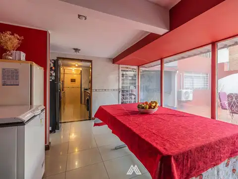 Departamento en Alquiler con 2 cocheras