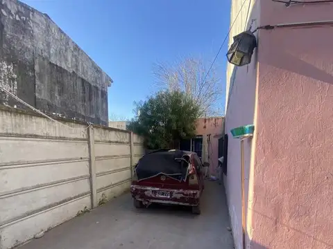 Depto Tipo Casa en Venta 50 años