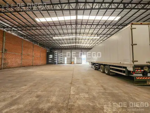 Galpon en Venta 48  mts Fondo