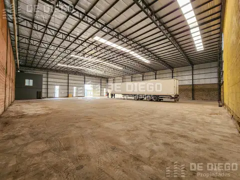 EXCELENTE RENTA Depósito en venta 1319 m2, El Triángulo Malvinas Argentinas