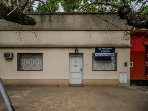 Gran Oportuniad! A reciclar | Casa 3 Ambientes + Local | Ramos Mejía