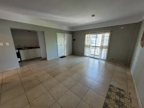 Departamento 2 Ambientes c/ cochera - Quilmes Centro,  Matienzo al 170