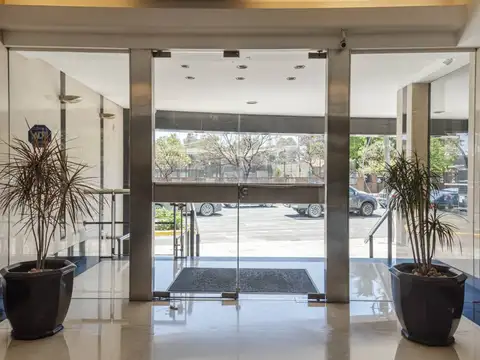 Oficina en Alquiler al Este