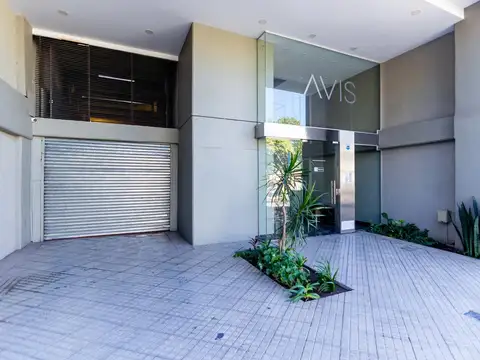 Rioja al 4000. Entre Avellaneda y Lavalle.