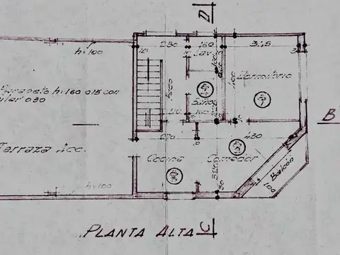 VENTA EN BLOCK. 2 DEPARTAMENTOS + LOCAL EN ESQUINA