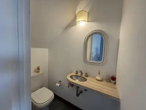 VENTA DEP/DUPLEX 4AMB. JARDINES DE SAN ISIDRO