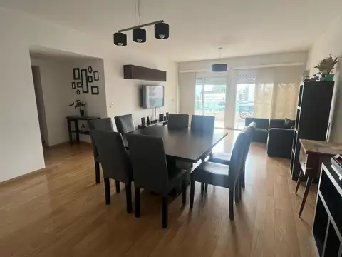 Departamento 4 ambientes con 2 baños