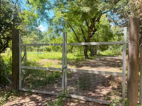 Terreno en Venta en Granadero Baigorria, USD 400.000