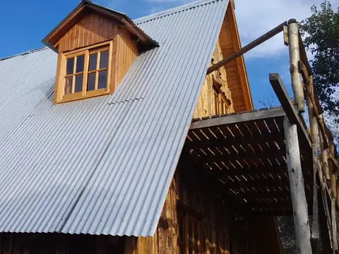 Casa 2 ambientes con 1 baño