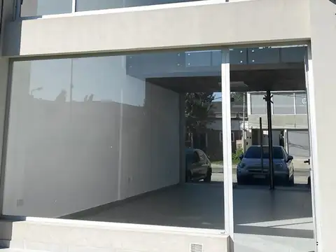 Local en Alquiler 25 años