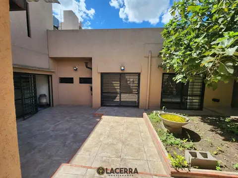 Casa en venta en Villa Ballester,mas departamento excelente zona 