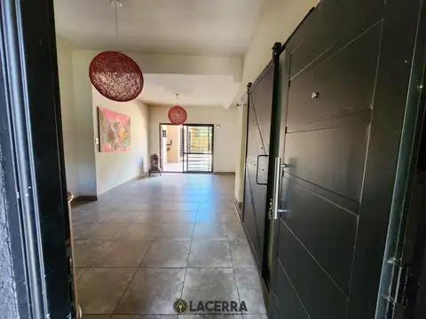 Casa en venta en Villa Ballester,mas departamento excelente zona 