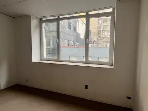 Oficina en Alquiler al Noreste