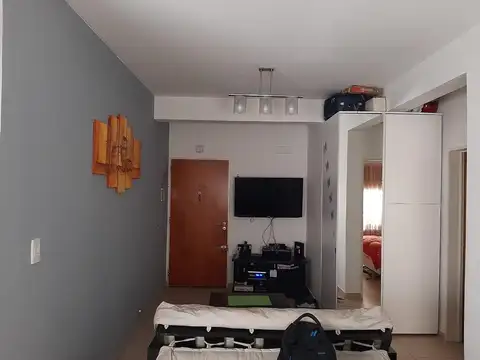 Lamadrid n° 164 e/Av. Alsina y