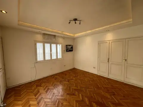 Departamento en Venta de 6 ambientes