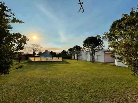 EXCELENTES COMPLEJO DE CABAÑAS CON PILETA EN VUELTA DE OBLIGADO