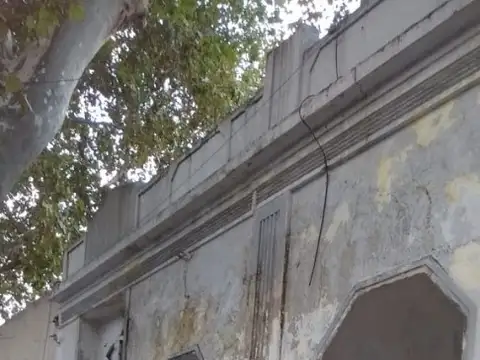 VENTA CASA  12 amb y 4 baños