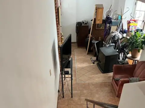 Depto Tipo Casa en Venta en Villa del Parque, USD 179.000