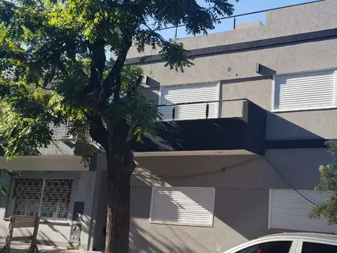 Wagner 1100, Piso pb