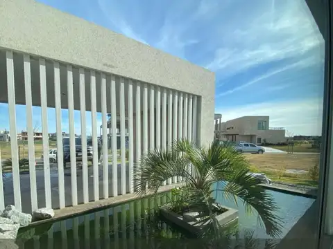 Puertos del Lago Barrio Costas