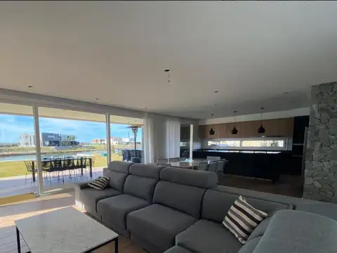 Casa en Venta en Puertos, USD 720.000