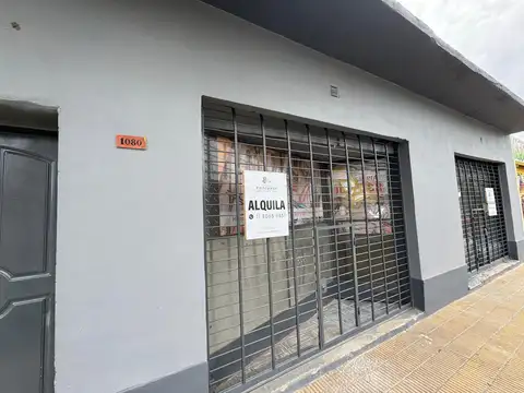 LOCAL EN PASO DEL REY CENTRO