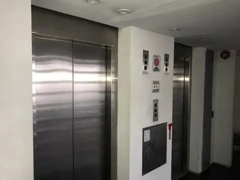 Oficina en Alquiler en Centro, $ 1.900.000