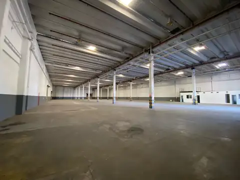 Depósito de 4.627 m2 en Pablo Podesta