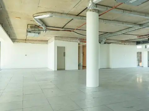 Oficina en Venta al Norte