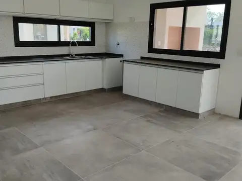 Casa en Venta al Noreste