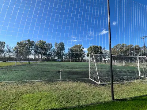 Casa 6 ambientes con 3 baños