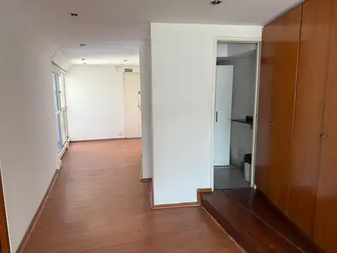 Oficina en Venta al Este