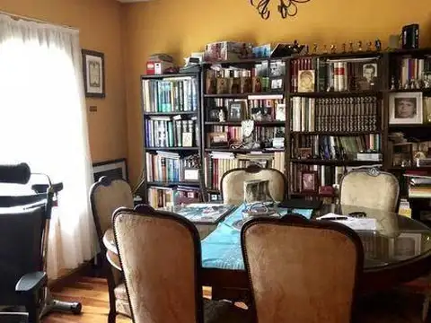 Casa 6 ambientes con 3 baños