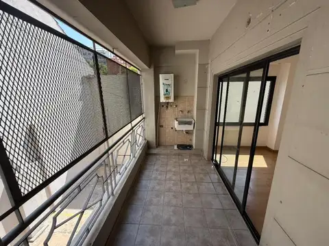 Departamento en Alquiler en Ramos Mejia, $ 800.000