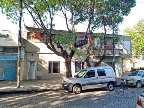 Depto Tipo Casa 5 ambientes con 2 baños