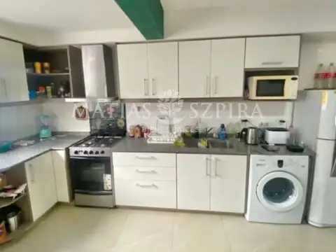 Depto Tipo Casa en Venta de 2 ambientes