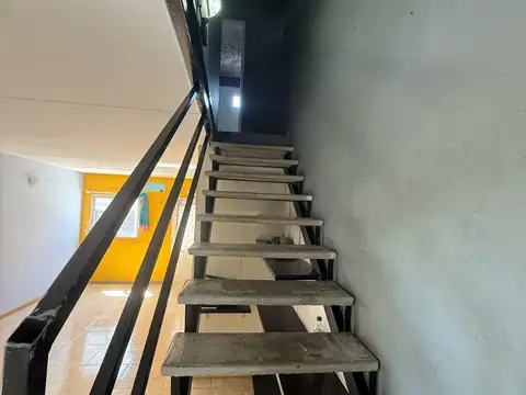 Depto Tipo Casa en Venta con 2 cocheras