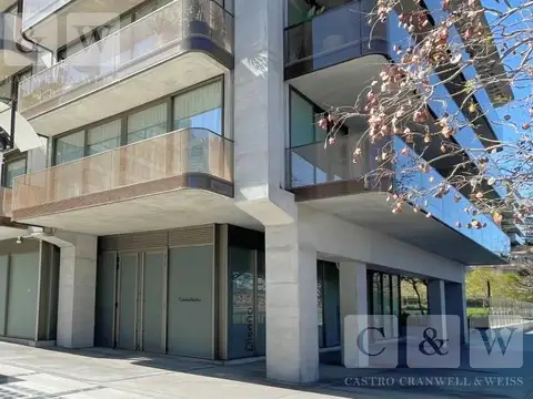 Juana Manso  al 1400 | Local en Venta | Puerto Madero