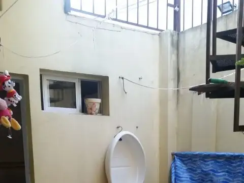 Virrey Liniers 600, Piso PB