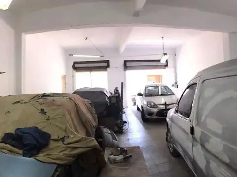 CASA LOCAL Y DEPOSITO EN VENTA EN BERNAL