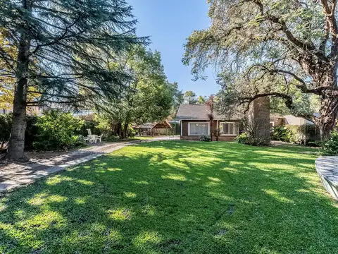 Casa en Venta con 1 cochera